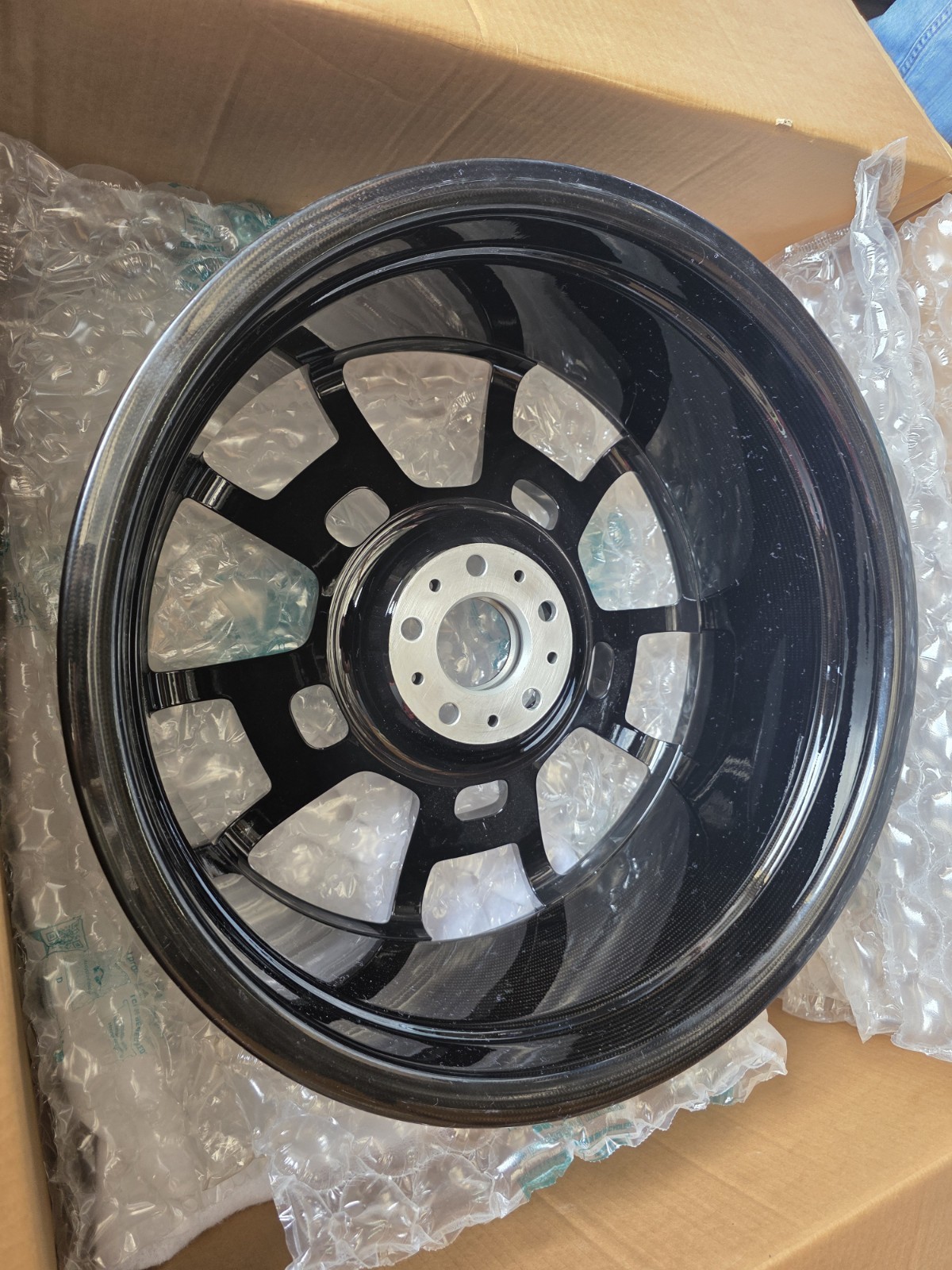 ROLLS ROYCE GHOST WRAITH DAWN CARBON FIBER FRONT WHEEL RIM 21X8.5 OEM 