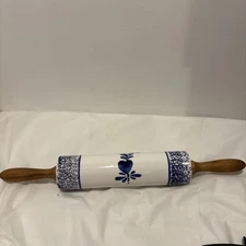 Blue & White Stoneware Kitchen Rolling Pin Hearts Farmhouse Decor Vtg Country