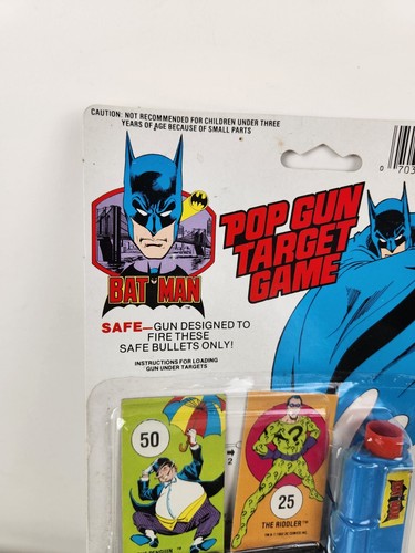 Batman Pop Gun Target Game Toy 864 DC Comics 1982 Henry Gordy Riddler Penguin  - Picture 3 of 16