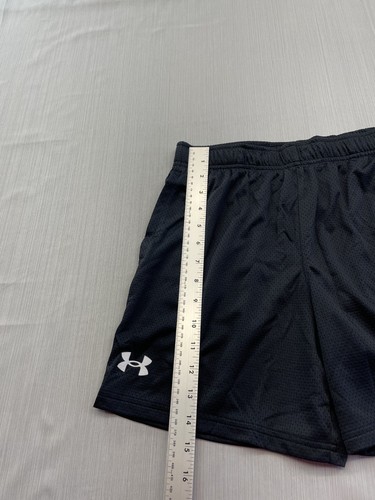 NEW Boys Under Armour Youth Classic Tech Mesh Shorts 5" Sz Large Black - Picture 10 of 11