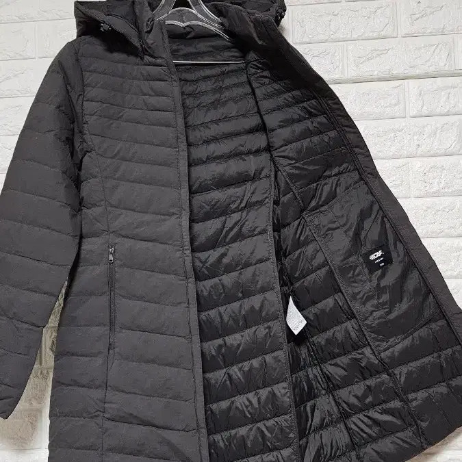 Lecaf Lightweight Down Long Padding Jacket - Size… - image 7