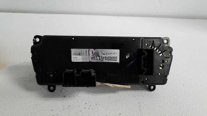 2010 Dodge Caliber AC Heater Manual Climate  Temperature Control OEM - Image 2 of 4