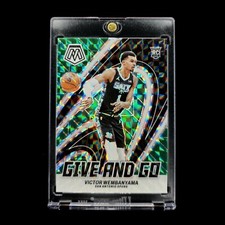Victor Wembanyama RC - 2023-24 Give And Go Green Mosaic Prizm Holo Rookie SP #12
