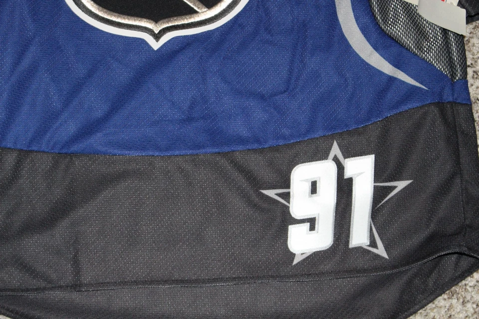 Nueva con etiquetas Camiseta Joe Thornton 2002 NHL All Star Game CCM Medium Bruins Sharks Cosida NUEVA Foto 4 de 4