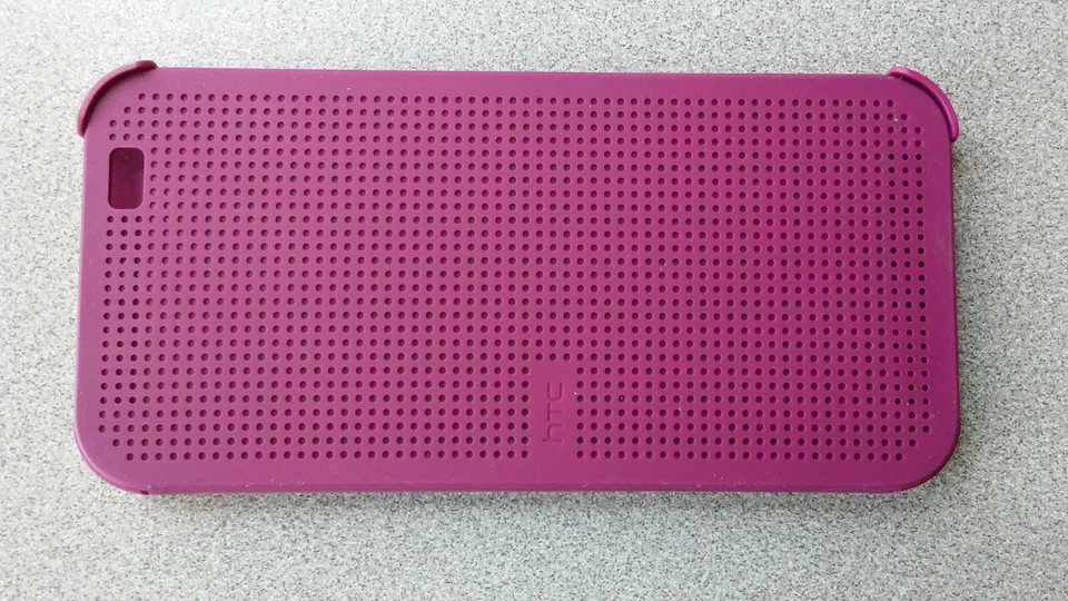 HTC One Dot View™ M100 Flip Interactive Smartphone Case for M8) Magenta - Image 4 of 4