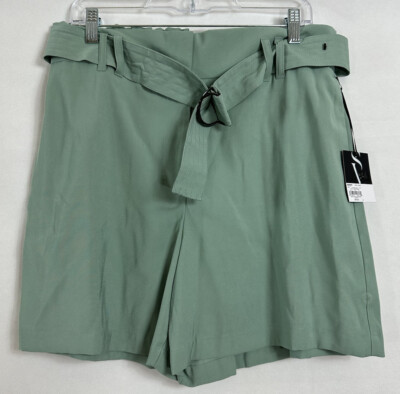 NWTs Simply Vera Wang Size L Sea Foam Green Shorts Paperbag Elastic Waist Belted