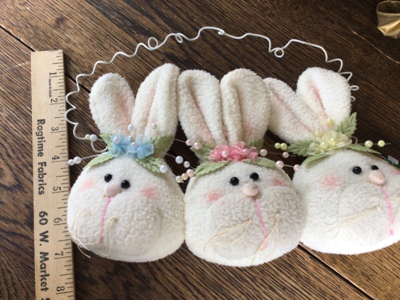 Adorable Rabbit/ Bunny heads Wall / Door Decor so so sweet!