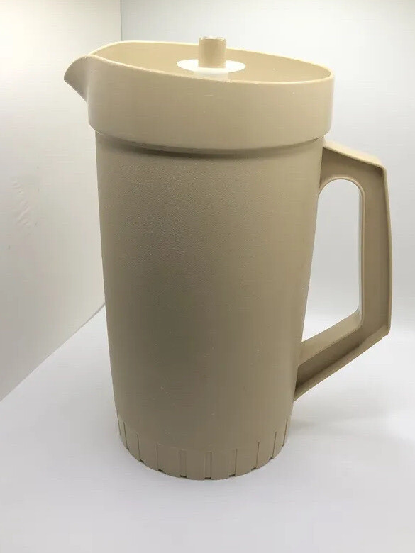 Vintage Tupperware Pitcher Beautiful Jug with Vacuum Sealed Lid eBay