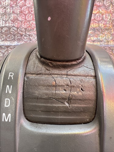 21937980, 23772271-21073045 -Genuine VolvoTransmission Shifter Gear Used - Picture 6 of 10