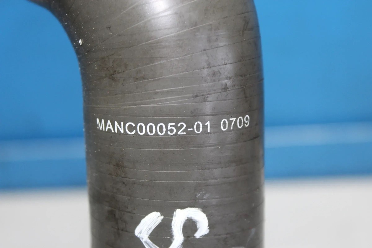 もこ Charging air line Intake tube hose 8200731430-D Renault