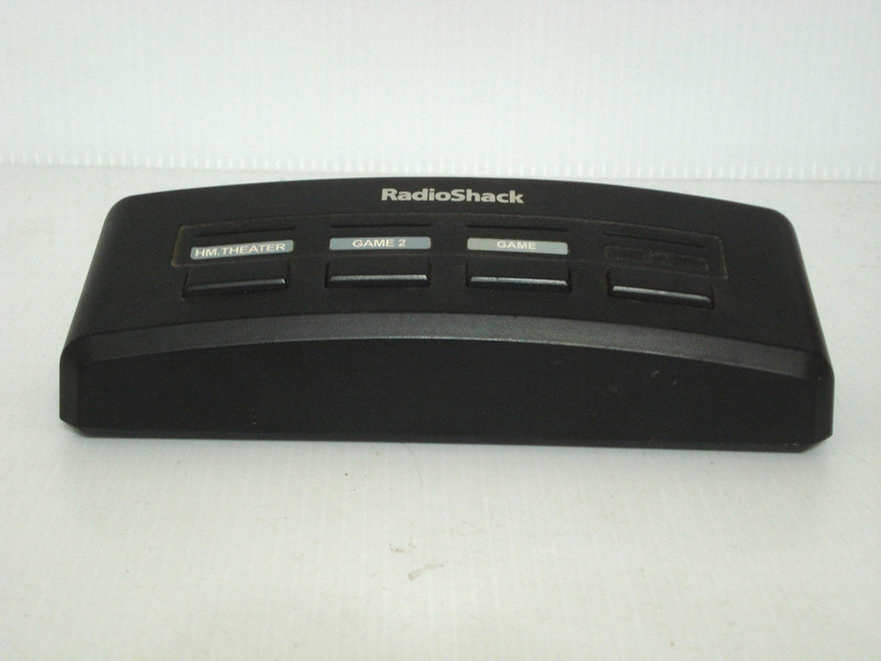 Radio Shack CAT. NO. 15-313 4-in/1-out Composite A/V Selector Switch Tested