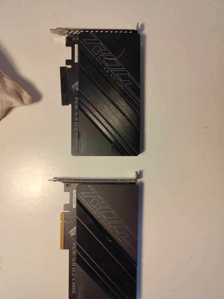 Asus Rog PCIE 5.0 M.2 Card - Bild 3 von 3