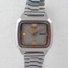 Vintage Seiko 5 Automatic 7009-592J Striped Silver Dial Gold Accents Men's Watch