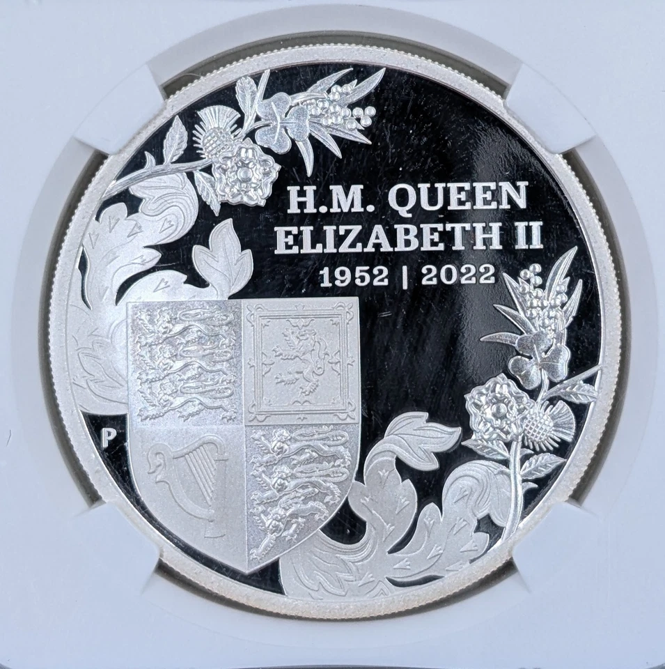 2022 $1 NGC PR70 Australia Queen Elizabeth II Platinum 1oz Silver Proof Coin - Image 2 of 4