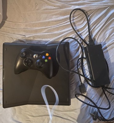 Microsoft Xbox 360 250 GB, Schwarz