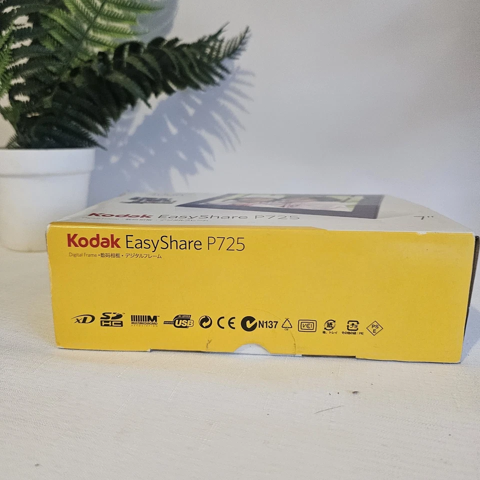 Kodak EasyShare P725 Digital Photo Frame 7" LCD 512MB Memory USB SD NEW - Image 4 of 4