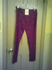 NWT LuLaRoe Leggings, Size Tall  Curvy. Wide Elastic Waistband, Purple Print.