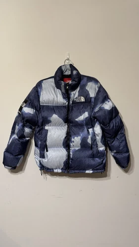 Denim blanchi Supreme x The North Face bleu nuptse moyen FW21