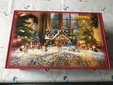BNIB Lemax Village Collection “Apres Ski Lodge set” 74254 56676 2025 RARE & NEW!