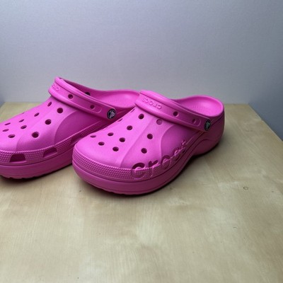 Crocs Bays Clogs Pink Women s Size 10 Gently Used