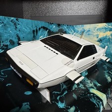 item AutoArt 1 18 Bond Car Lotus Esprit Submarine