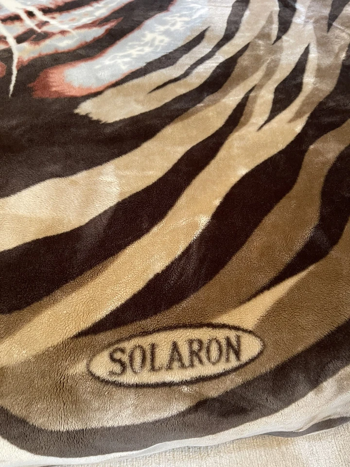 Manta Solaron Tiger Estilo Coreano Grande Gruesa Pesada 83” X 95” Marrón Suave Foto 2 de 4