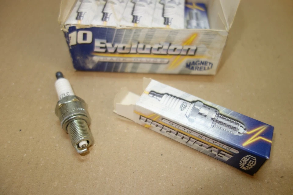 Magneti marelli spark plugs F7LC set of 10 Audi BMW Peugeot Mercedes Wartburg  - Image 3 of 4