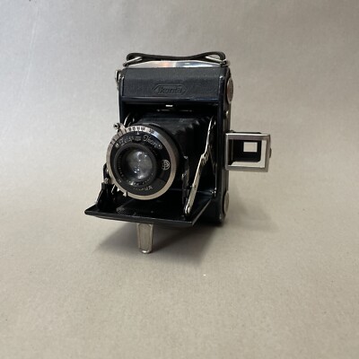 Zeiss Ikonta mit Novar Anastigmat  1:4,5 F =7,5cm #B3