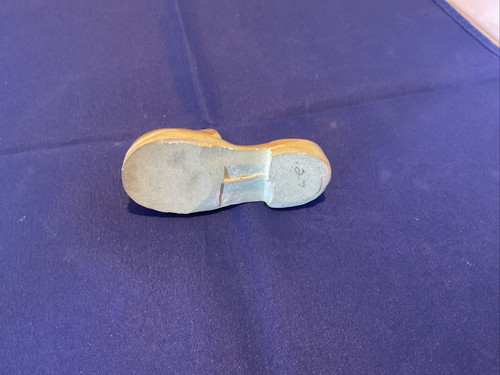 Ceramic Green Shoe - Picture 3 of 3