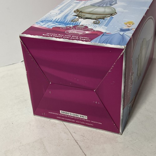 portagioie disney cenerentola con porta anelli staccabile raro - Foto 18 di 18