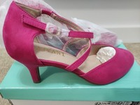 Pink Ajvani Suede Shoes Size 7 Never Worn In Box Excellent Condition