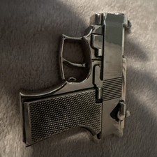 Belt buckle gun 25