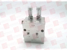 LINCOLN INDUSTRIAL 620-40023-7 / 620400237 (NEW NO BOX)