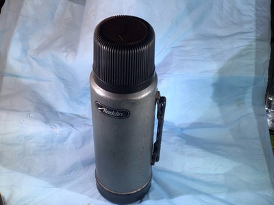 #ad #ad Vintage Aladdin Hot Liquid Thermos 1 Quart Vacuum Bottle Made In USA $8.99