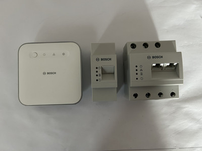 Bosch Energiemanager-Set EM Set 1 für Wärmepumpen, ohne Stromspeicher