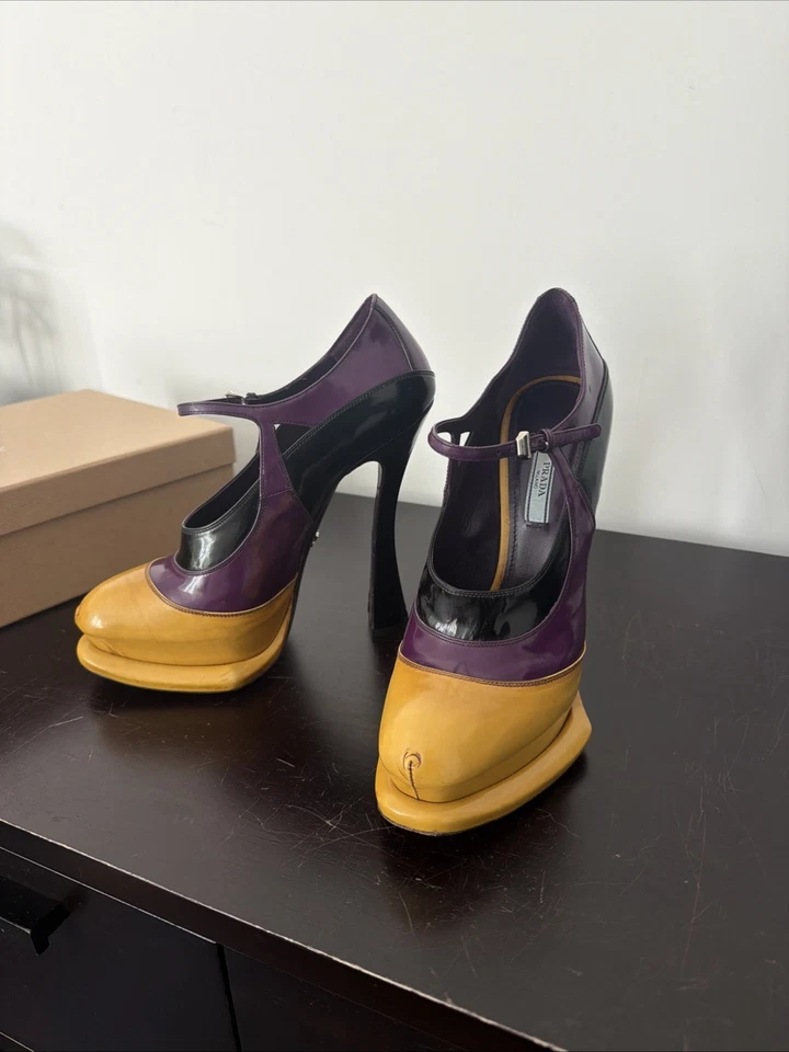 Salto Prada vintage raro ótimo estado UE 40 - Imagem 3 de 3