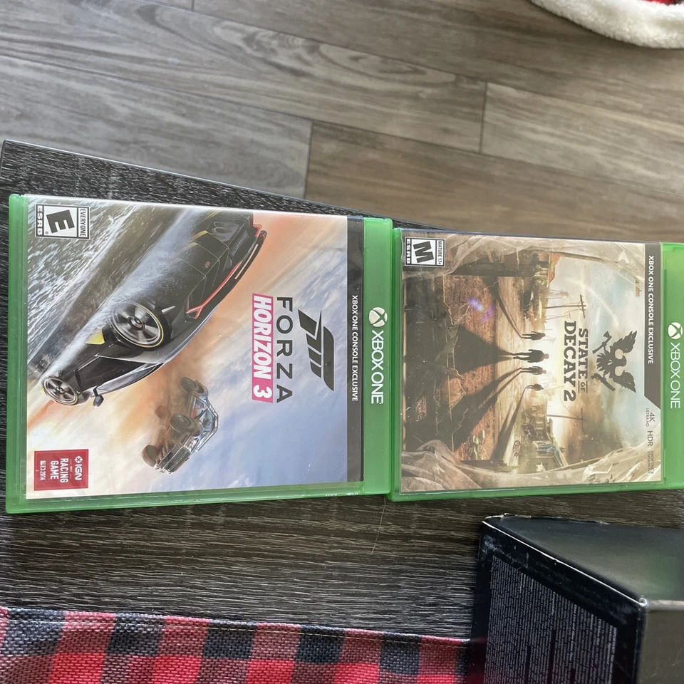 Microsoft Xbox One X Project Scorpio Edition 1TB Console w/ ORG CTRL, box,stand  - Image 4 of 4