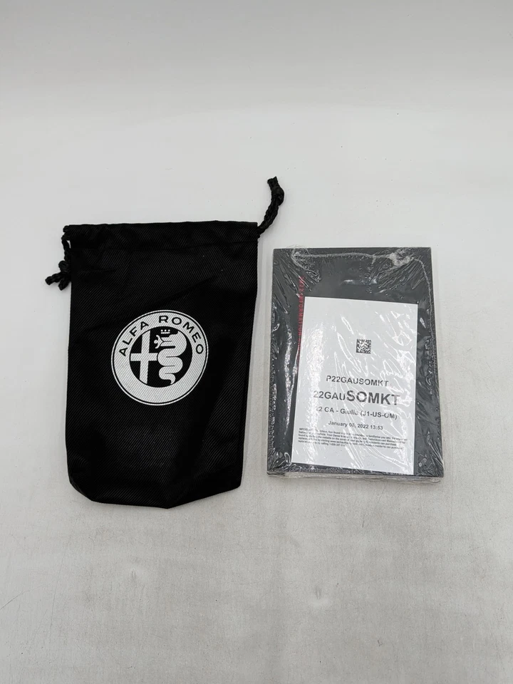 全新未拆封 2022 年 ALFA ROMEO GIULIA 完整所有者手册书盒 所有型号 — 第 2/2 张图片