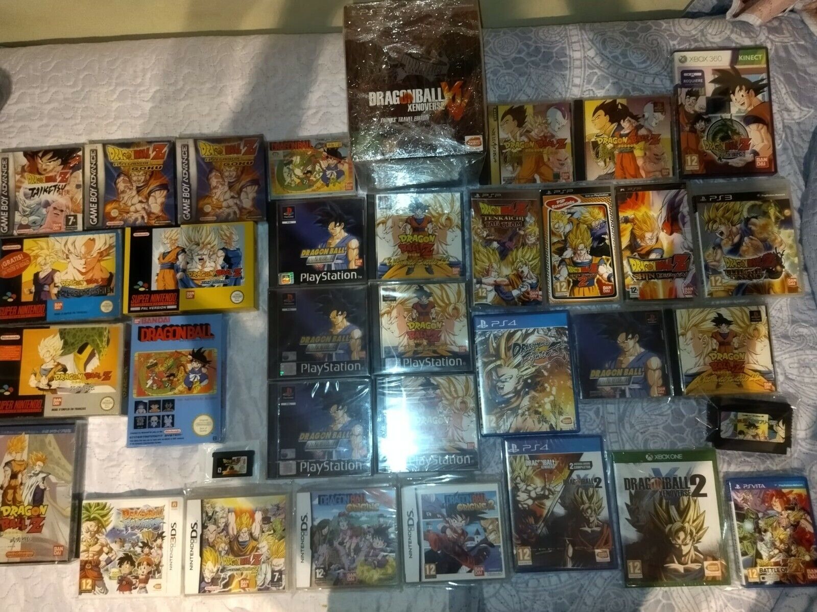Lote de 58 Videojuegos Dragon Ball PSX PS2 Saturn SNES etc