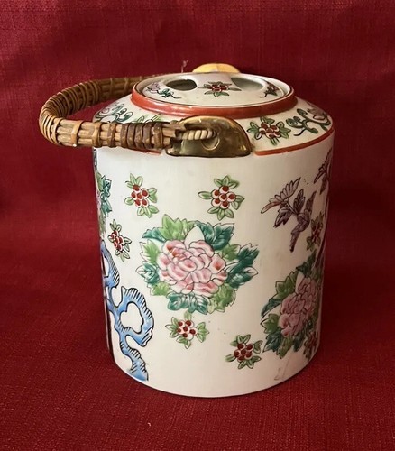 ANTIQUE/ VINTAGE CHINESE EXPORT PORCELAIN FAMILLE ROSE TEAPOT REPUBLIC PERIOD - Picture 2 of 10