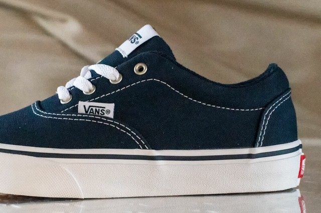 vans boys size 2