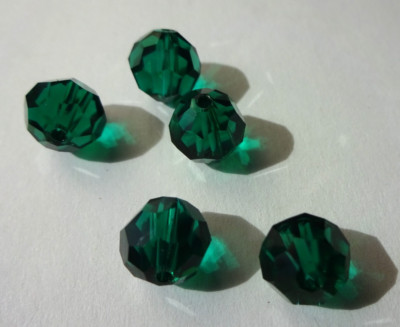 Swarovski Crystal 8mm (288 pcs) Emerald #5000
