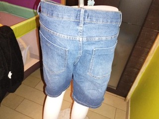 short en jean bleu taille 46 in extenso