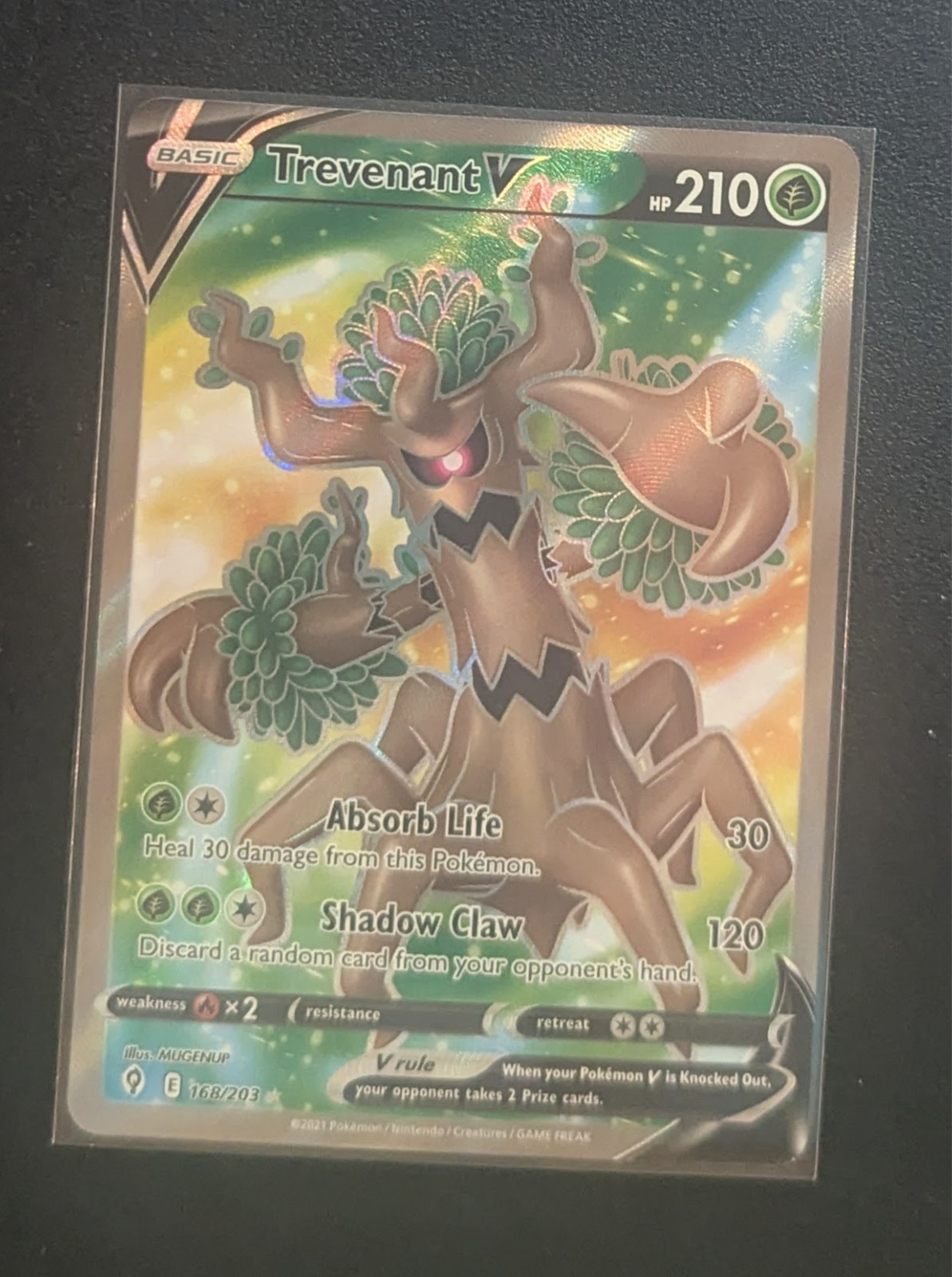 Trevenant V (Full Art) 168/203 SWSH07: Evolving Skies Holo