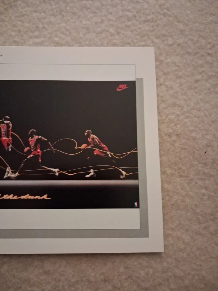 Tarjeta póster vintage Nike "Art of the Dunk" Michael Jordan Foto 3 de 4