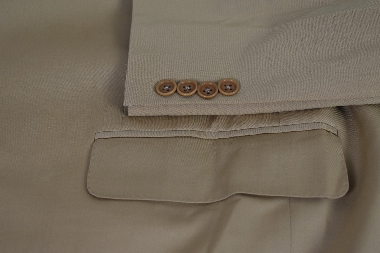 Perfect $1895 CANALI Solid Beige Side Vent Suit 4… - image 6