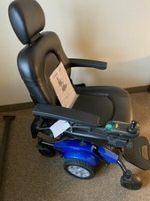 Brand new center wheel drive power chair