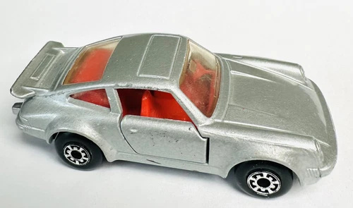 Lesney 1979 Matchbox Superfast No.3 Porsche Turbo-Silver-Red Interior-Gray Base