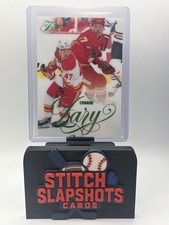 Connor Zary 2025-26 Flair Forecheck Green /349 #17 Calgary Flames 349/349