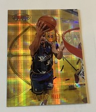 1997-98 Bowman's Best Basketball Atomic Refractor #7 Grant Hill - Pistons